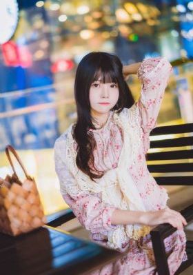 日日夜夜中文字幕_超清高清在线观看